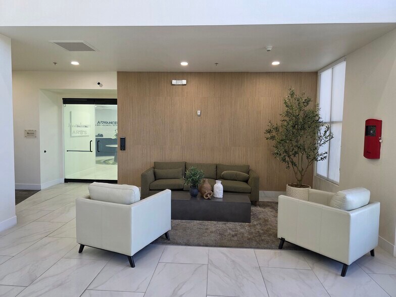 More Photos Of 9525 Hillwood Dr, Las Vegas Office For Lease