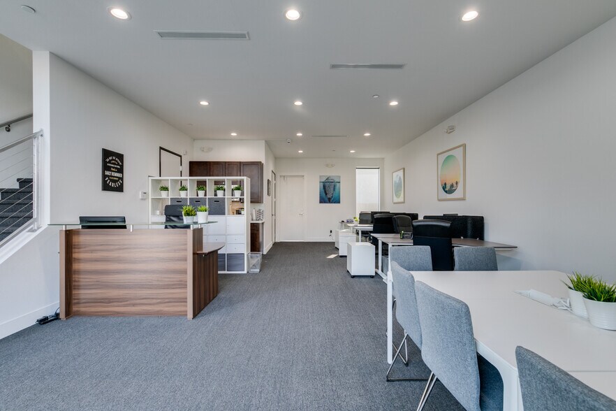 More Photos Of 7318 W Post Rd, Las Vegas Loft Creative Space For Sale