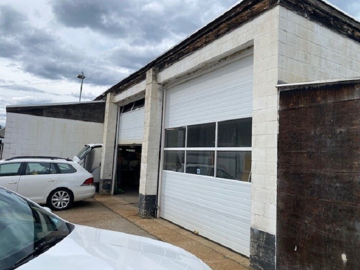 More Photos Of 578 Mast Rd, Manchester Auto Repair For Lease