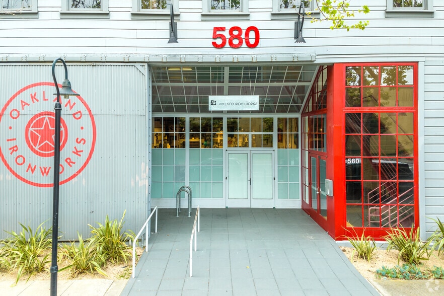 More Photos Of 550-590 2nd St, Oakland Office For Lease