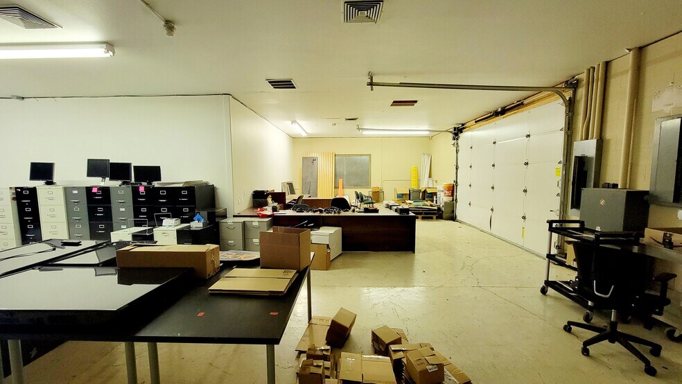 More Photos Of 1310-1330 12th St SE, Salem General Retail For Sale