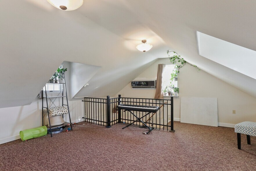 More Photos Of 14111-14113 Pennsylvania Ave, Hagerstown Freestanding For Sale