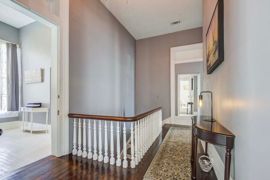 More Photos Of 1502 Market St, Galveston Hospitality For Sale