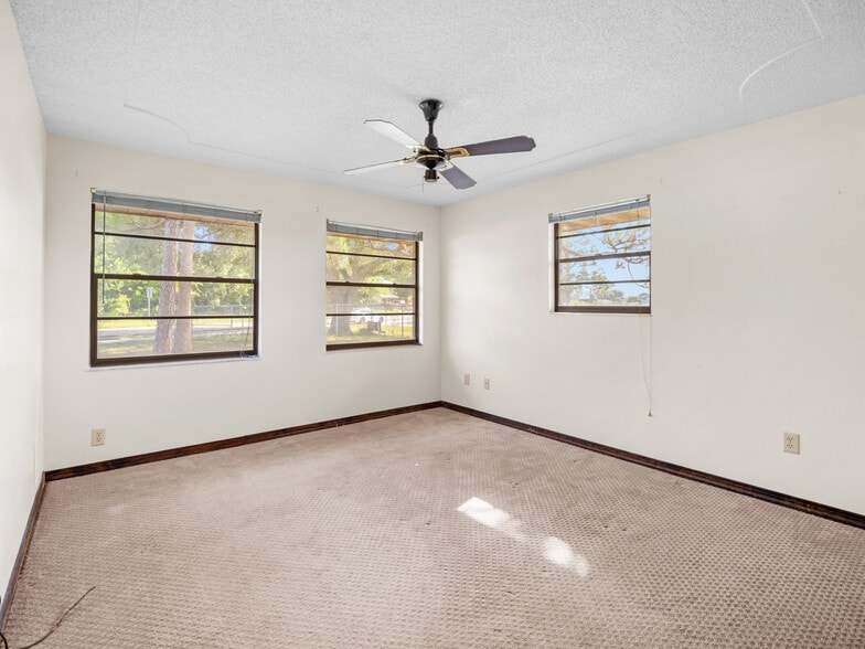 More Photos Of 6070 Minton Rd NW, Palm Bay Office For Sale