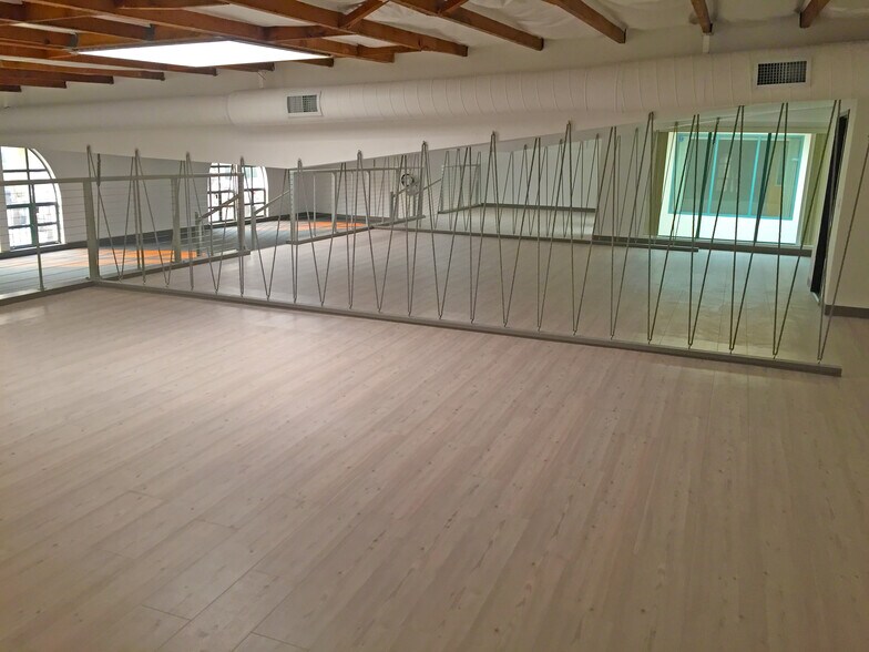 More Photos Of 104 W Anapamu St, Santa Barbara Office For Lease