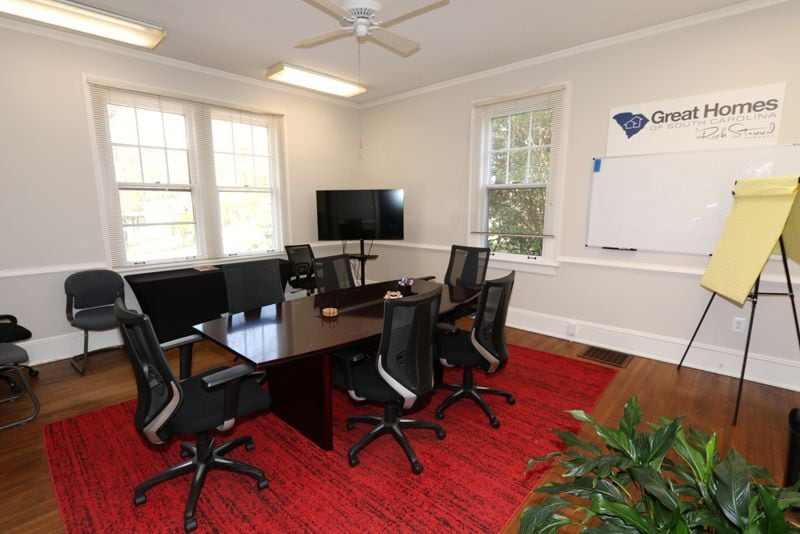 More Photos Of 106 W Church St, Greer Office For Lease