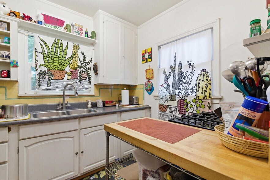 More Photos Of 66 Hampden Ter, Alhambra Multifamily For Sale