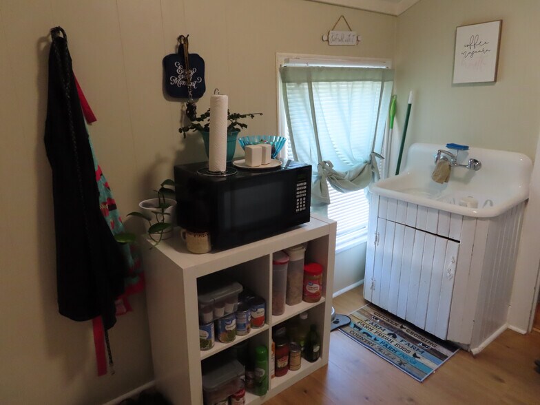 More Photos Of 130 E Spruce St, Titusville Apartments For Sale