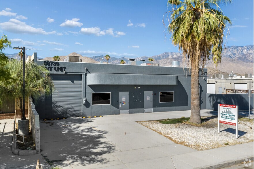 More Photos Of 68739 Summit Dr, Cathedral City Service For Sale