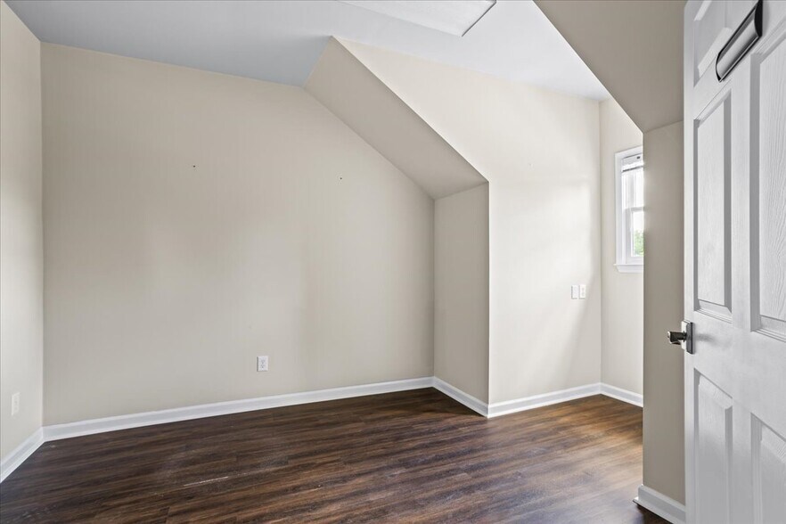 More Photos Of 889 Commerce Dr Sw, Conyers Loft Creative Space For Sale