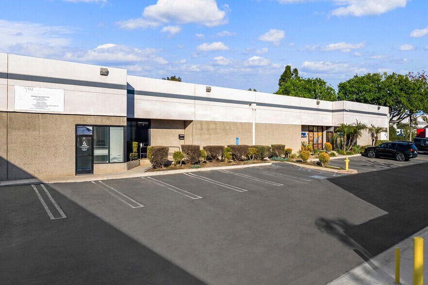 More Photos Of 8768 Helms Ave, Rancho Cucamonga Light Manufacturing For Lease
