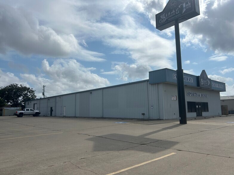 More Photos Of 6006 Ayers St, Corpus Christi Freestanding For Lease