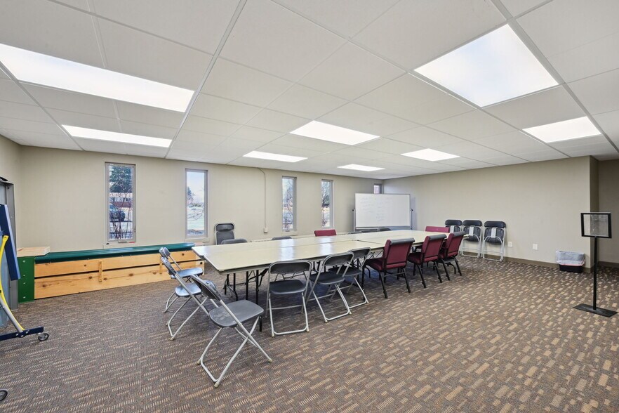 More Photos Of 6925 Carr St, Arvada Religious Facility For Lease