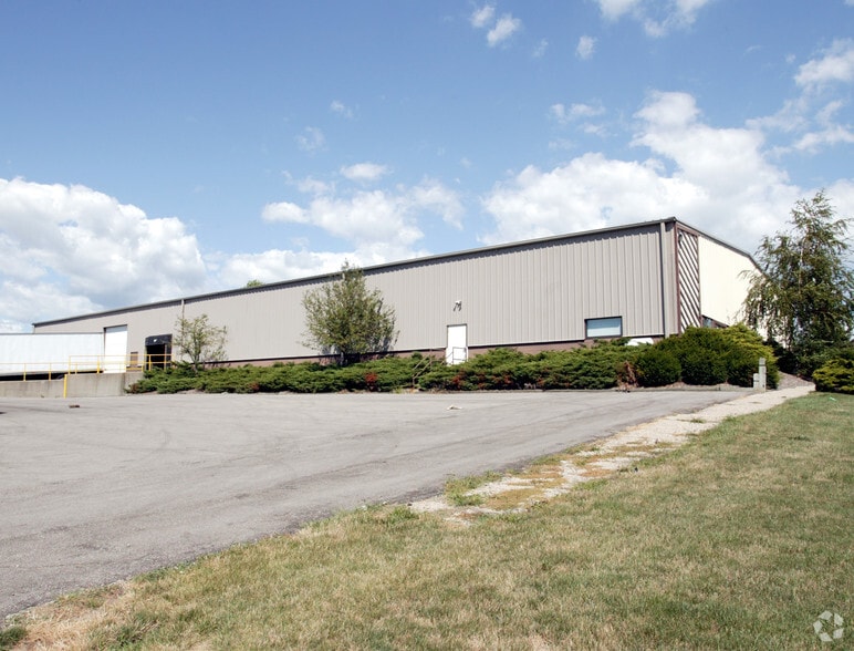 Primary Photo Of 3239 3 Mile Rd NW, Grand Rapids Manufacturing For Sale