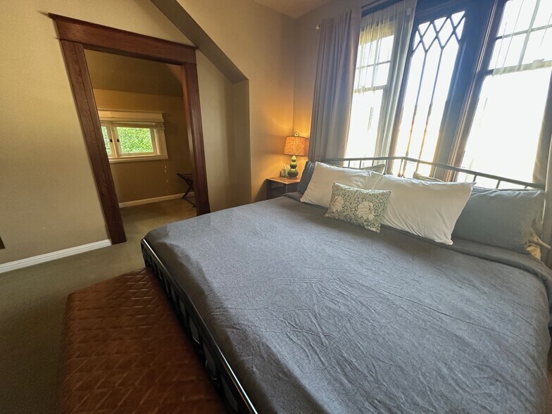 More Photos Of 1369 G St, Arcata Office Residential For Sale