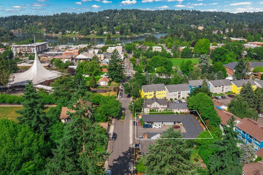 More Photos Of 2507-2525 SE Monroe St, Portland Apartments For Sale