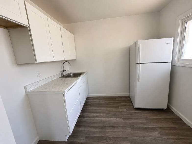 More Photos Of 121 Lincoln Rd W, Vallejo Apartments For Sale