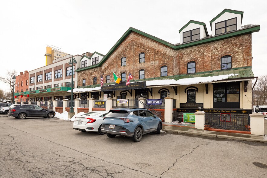 More Photos Of 35 Main St, Poughkeepsie Office Residential For Lease