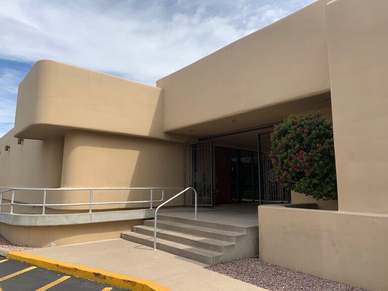 More Photos Of 1530 W Glendale Ave, Phoenix Medical For Lease