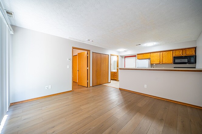 More Photos Of 459-469 Spicer St, Akron Apartments For Sale