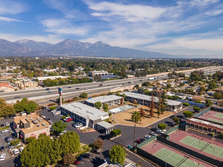 More Photos Of 840 S Indian Hill Blvd, Claremont Hotel For Sale