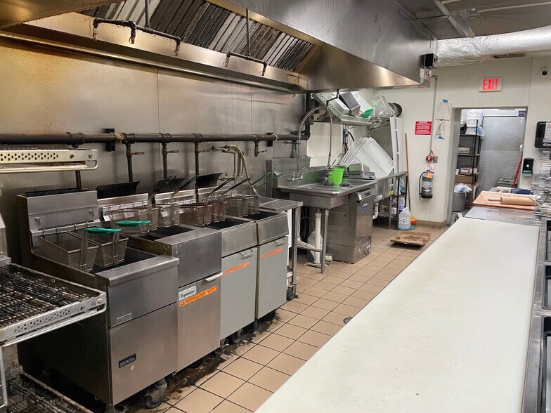 More Photos Of 1017 Highland Ave, Greensburg Restaurant For Sale