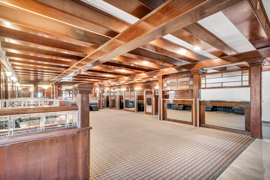 More Photos Of 1555 S Wells Ave, Reno Restaurant For Sale