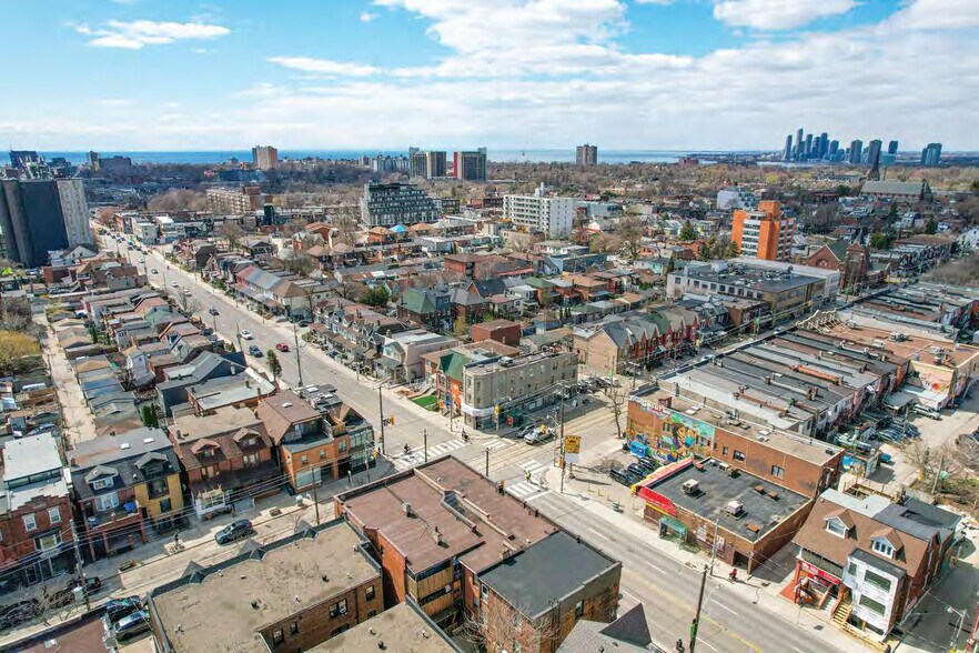More Photos Of 1111 College St, Toronto Storefront Retail Residential For Sale