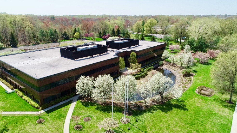 More Photos Of 11 Philips Pky, Montvale Office For Lease