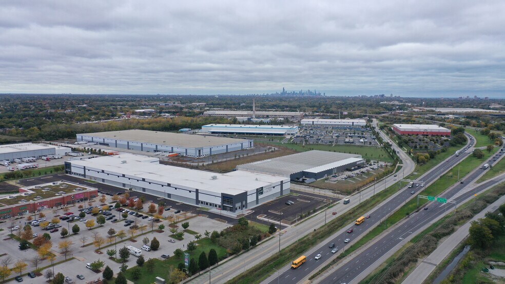 More Photos Of 10700 S Woodlawn Avenue, Chicago Distribution For Lease