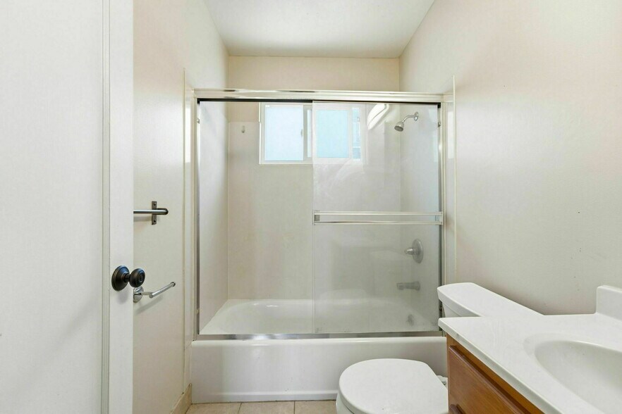 More Photos Of 2275 Park Blvd, Oakland Apartments For Sale