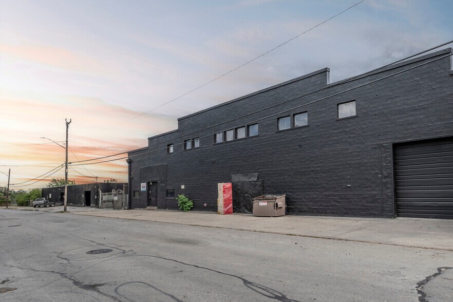 More Photos Of 200 Seguin St, San Antonio Manufacturing For Lease