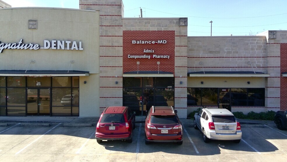 More Photos Of 1403 Highway 6, Sugar Land Medical For Lease