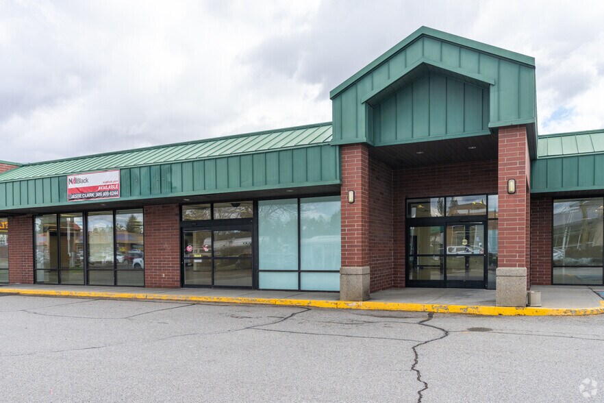 More Photos Of 6302 N Division St, Spokane Freestanding For Lease