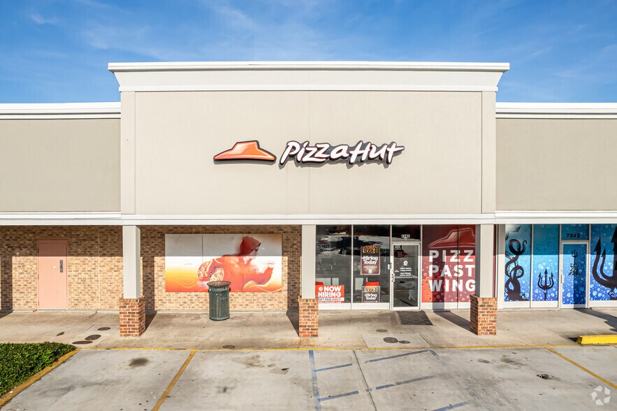 More Photos Of 7335-7373 Jefferson Hwy, Harahan Freestanding For Lease