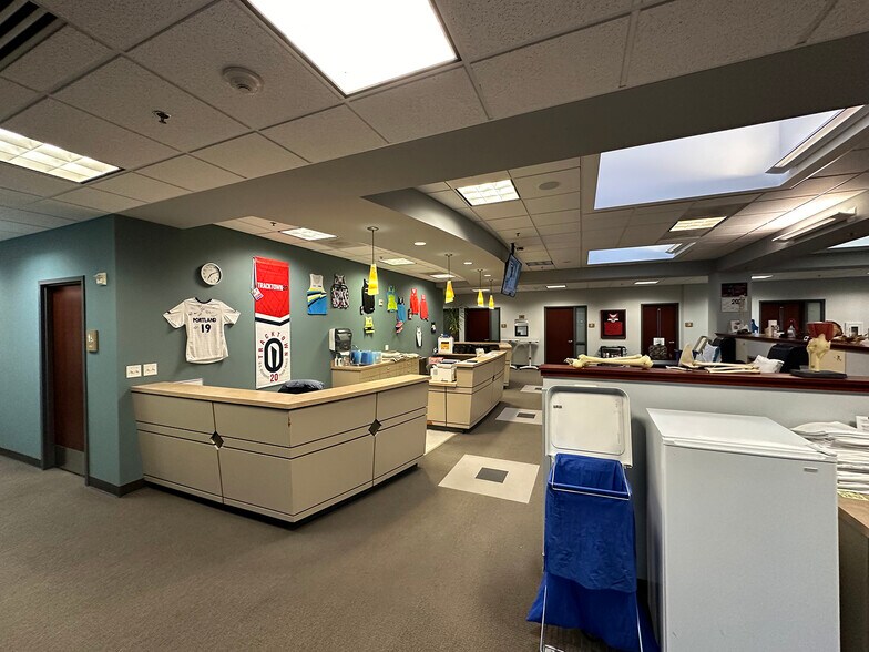 More Photos Of 1515 NW 18th Ave, Portland Medical For Lease