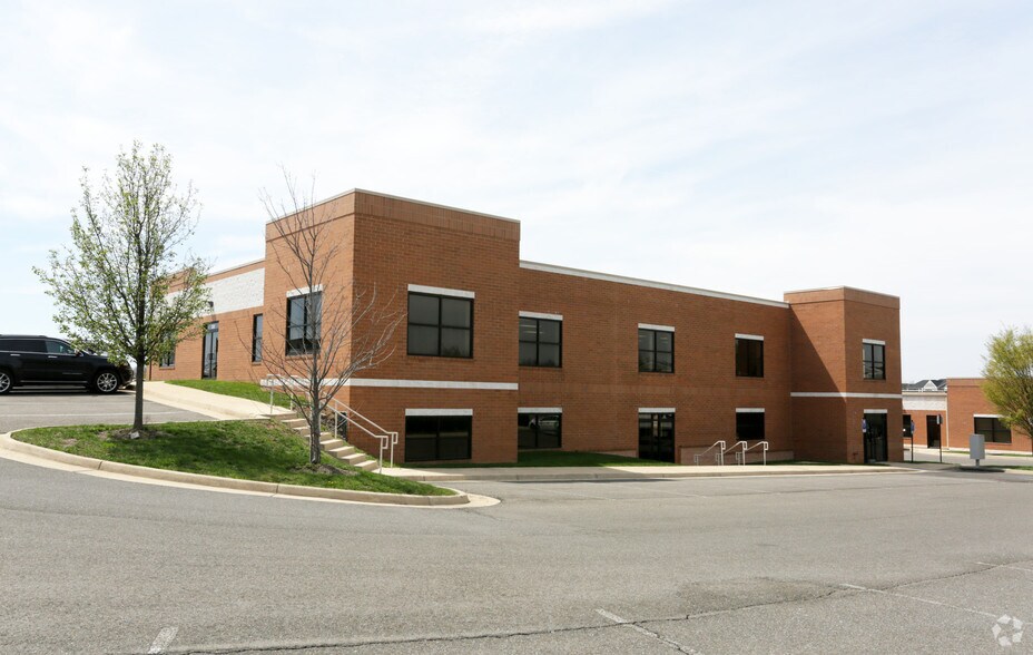Primary Photo Of 240-252 Airport Rd, Winchester Light Distribution For Lease