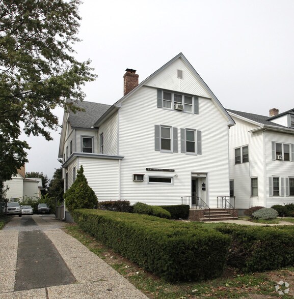 Primary Photo Of 137 Livingston Ave, New Brunswick Office Residential For Sale