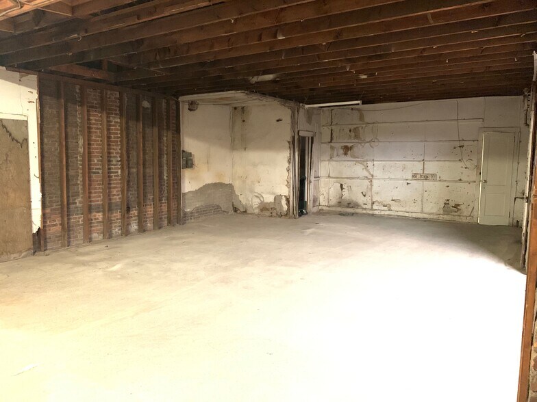 More Photos Of 24 Johnes St, Newburgh Light Manufacturing For Lease