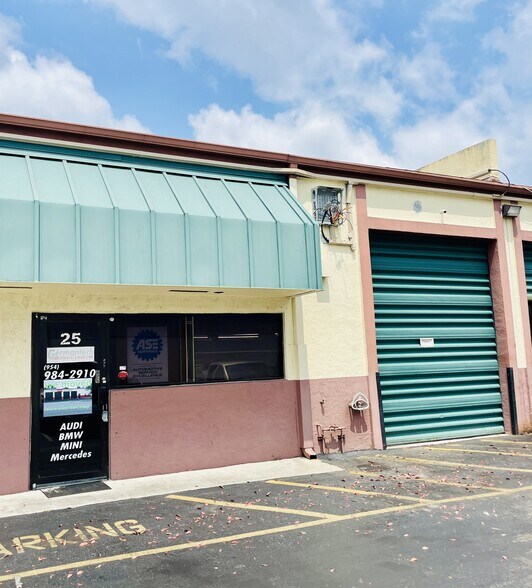 More Photos Of 5415 NW 15th St, Margate Warehouse For Sale