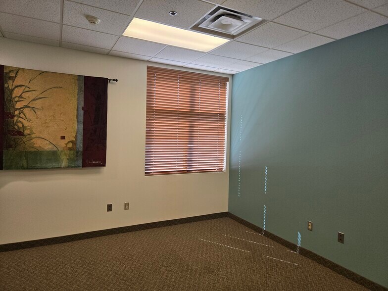 More Photos Of 1350 Jackie Rd SE, Rio Rancho Medical For Sale