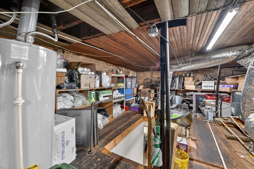 More Photos Of 107 W Hickory St, Denton General Retail For Sale