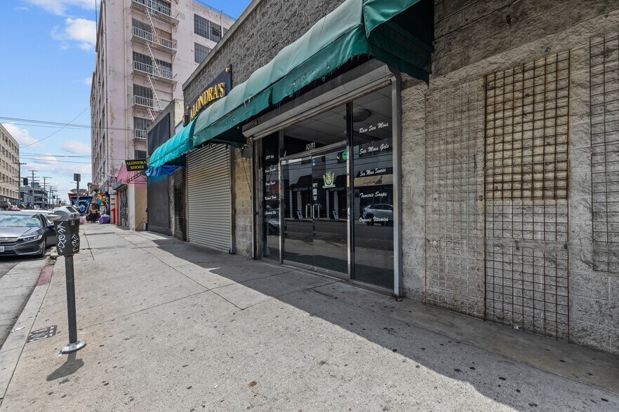 More Photos Of 204 E 11th St, Los Angeles General Retail For Sale