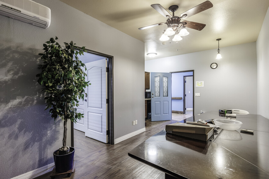 More Photos Of 16286 S Sunland Gin Rd, Arizona City Rehabilitation Center For Sale