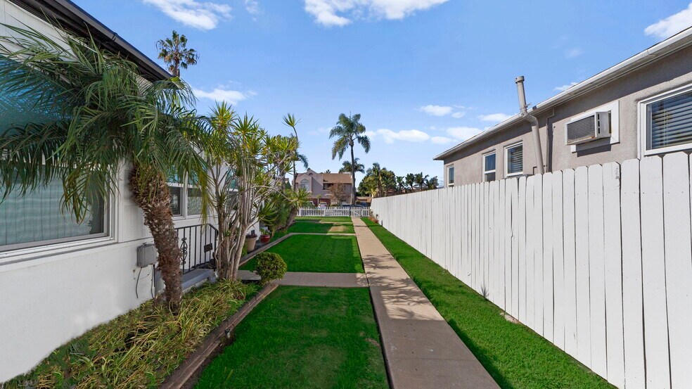 More Photos Of 4513-4523 Cleveland Ave, San Diego Apartments For Sale