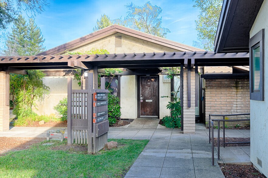 More Photos Of 4655 Hoen Ave, Santa Rosa Medical For Sale