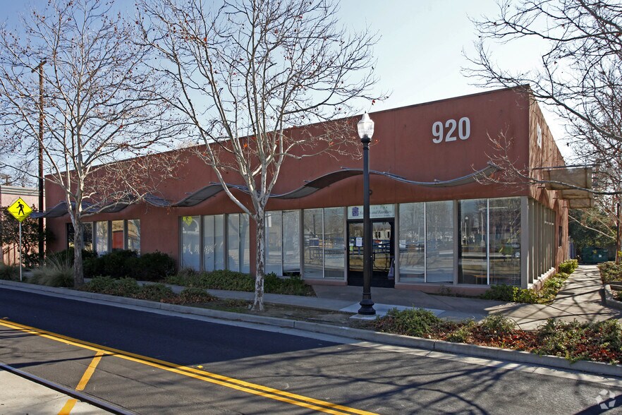 Primary Photo Of 920 Del Paso Blvd, Sacramento Office For Sale