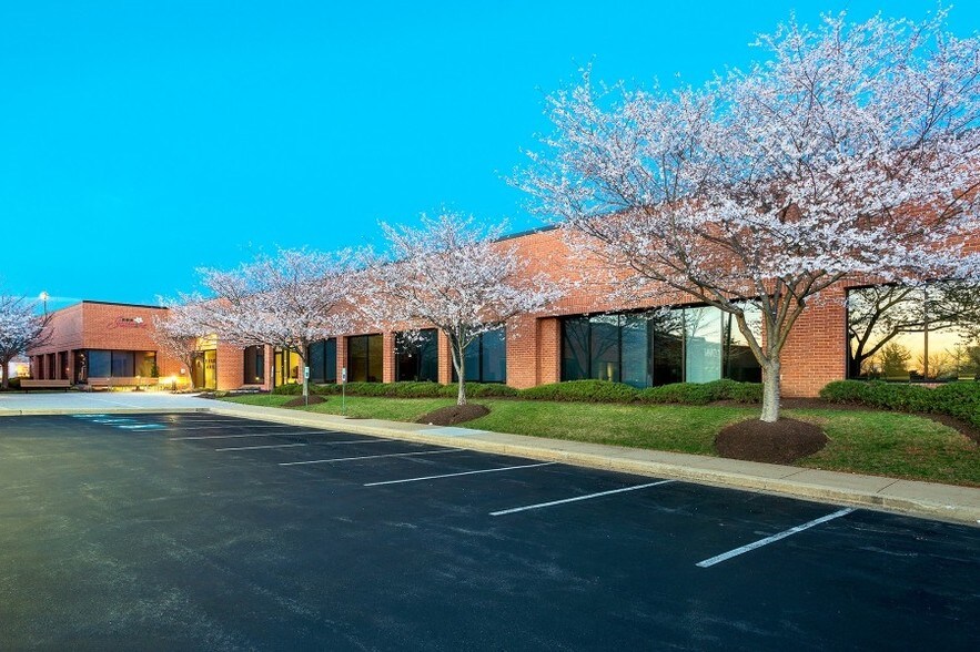 More Photos Of 12920 Cloverleaf Ctr Dr, Germantown Flex For Lease