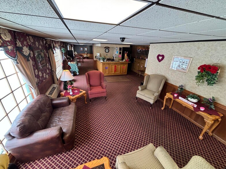 More Photos Of 17089 Boot Jack Rd, Ridgway Hotel For Sale