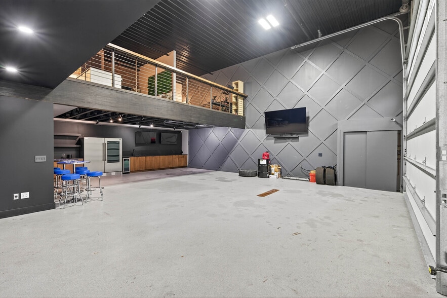 More Photos Of 3620 Arrowhead #2 Dr, Medina Industrial For Sale